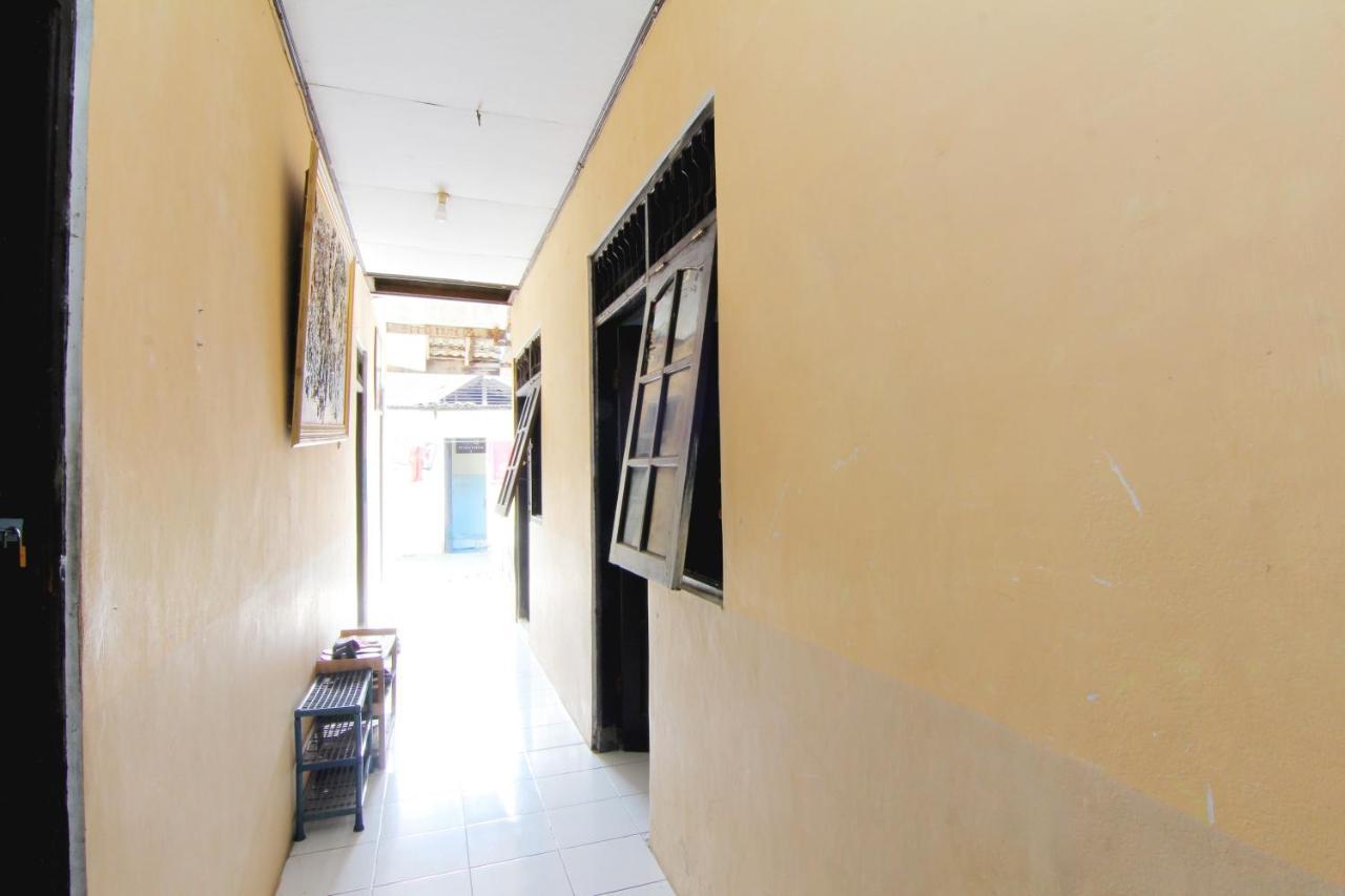 Wisma Sarjana Guesthouse Maguwo Exteriér fotografie
