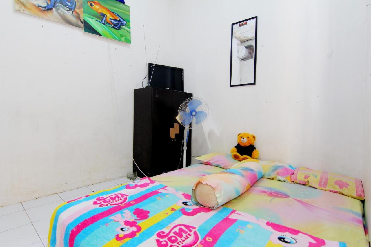 Wisma Sarjana Guesthouse Maguwo Exteriér fotografie
