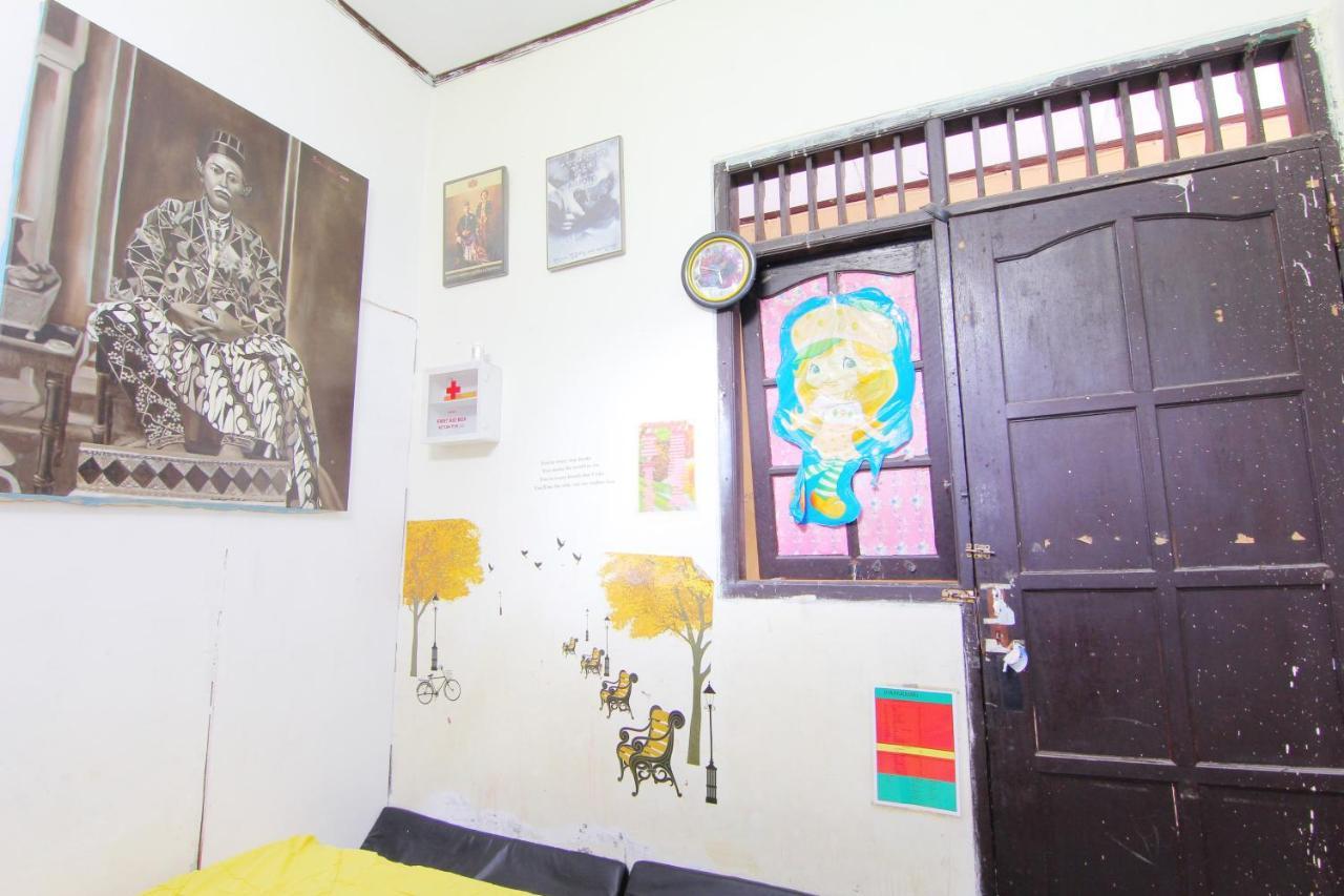 Wisma Sarjana Guesthouse Maguwo Exteriér fotografie