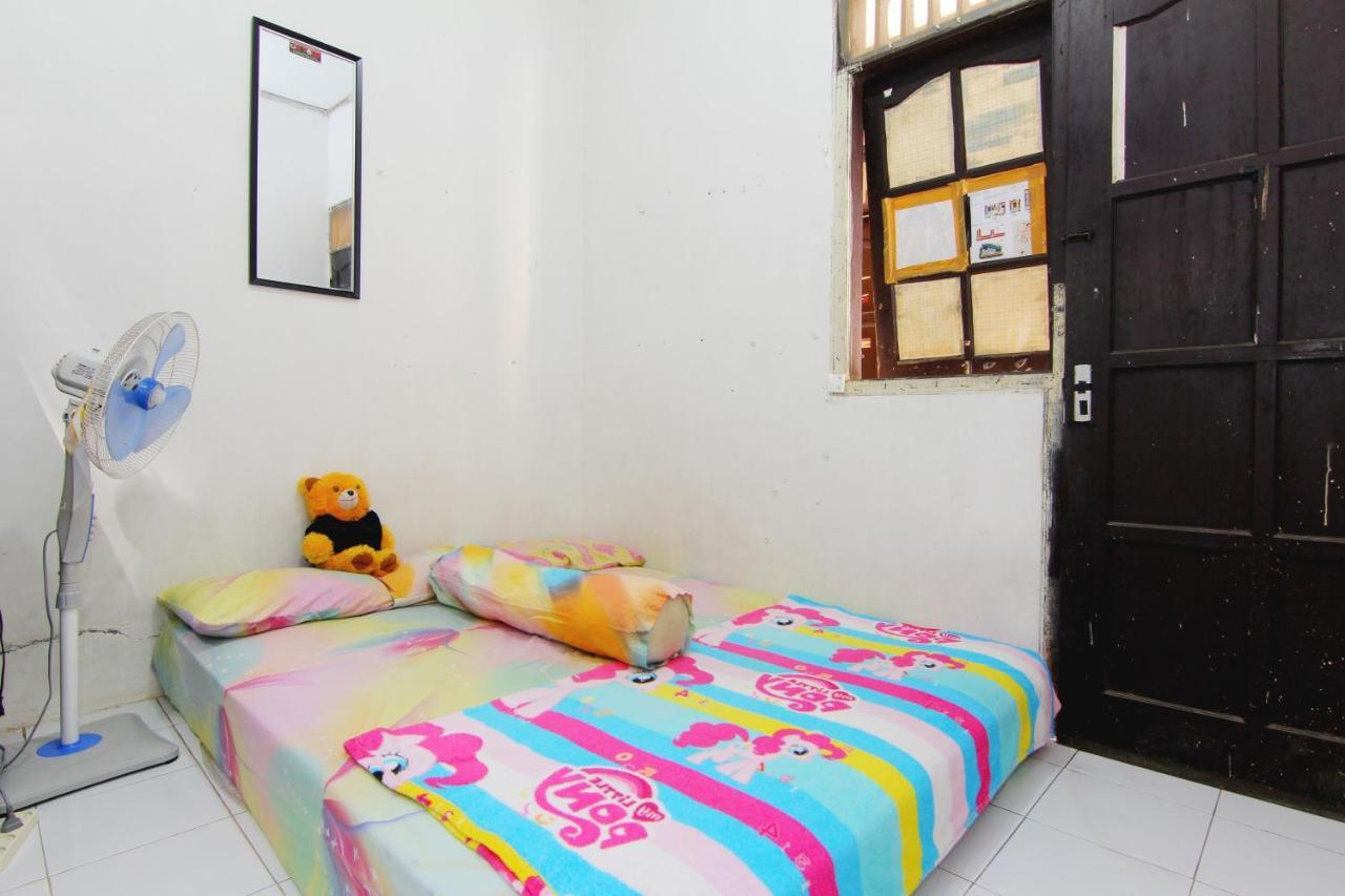 Wisma Sarjana Guesthouse Maguwo Exteriér fotografie